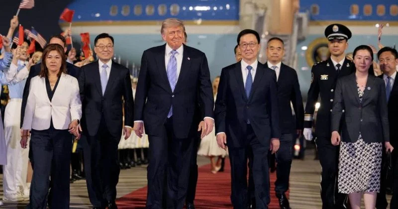 donald-trump-arrives-in-beijing-to-urge-china-to-open-up-to-1-800x420.jpeg