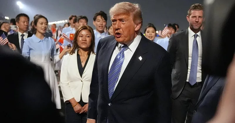 trump-arrives-in-beijing-for-high-stakes-summit-with-xi-euro-1-800x420.jpeg